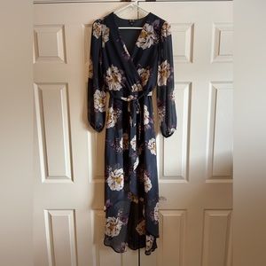 Small, Lily Rose, high-low, long sleeved dress